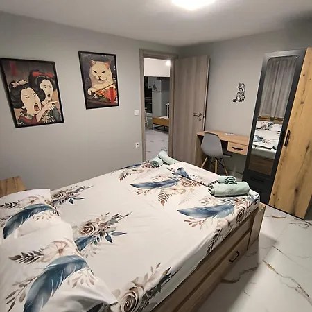 Antheon - 1km From The Sea Apartament