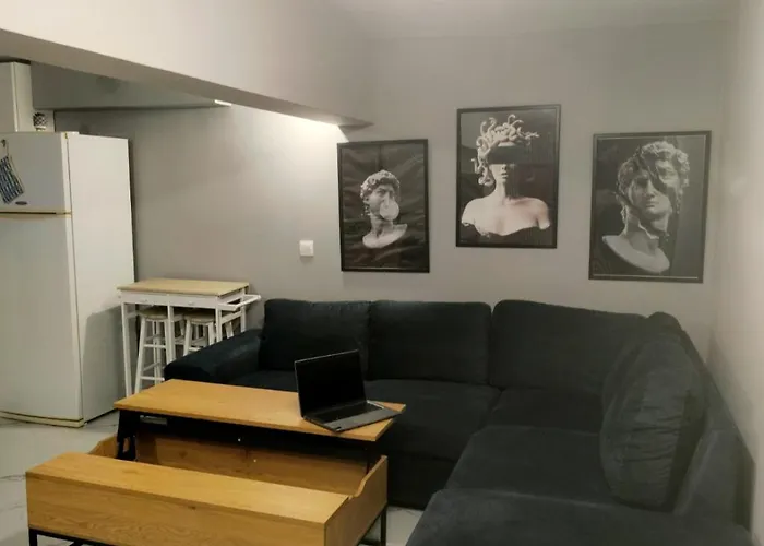 Antheon - 1km From The Sea *
